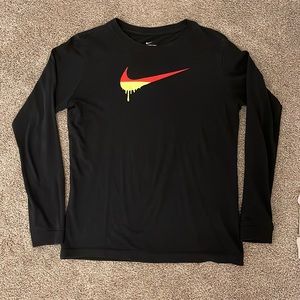 Nike Youth XL Long Sleeve Shirt